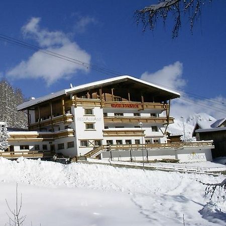 Sonnenhotel Soldanella Sonneck Замнаун Экстерьер фото