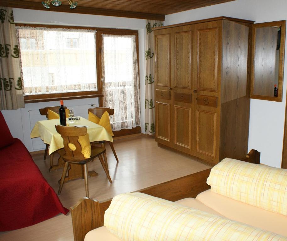 Sonnenhotel Soldanella Sonneck Замнаун Номер фото